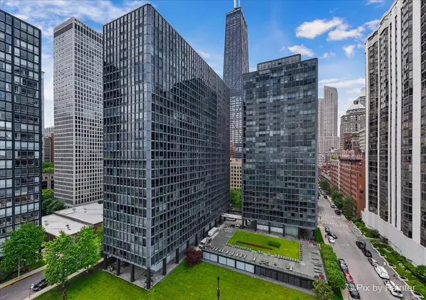 900 N LAKE SHORE DR #2303, Chicago, IL 60611