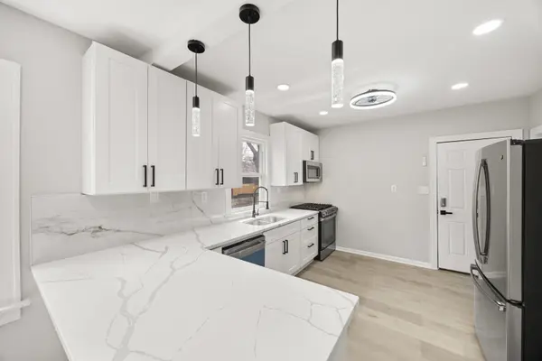 12106 S Emerald AVE, Chicago, IL 60628