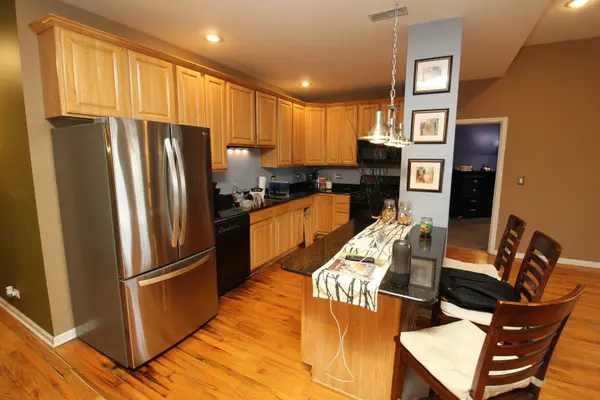 3231 W Fullerton AVE #3W, Chicago, IL 60647