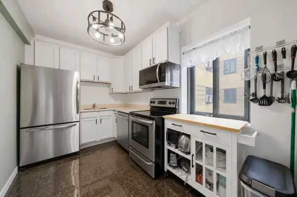 5044 N Marine DR #A7, Chicago, IL 60640