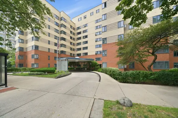 5044 N Marine DR #A7, Chicago, IL 60640