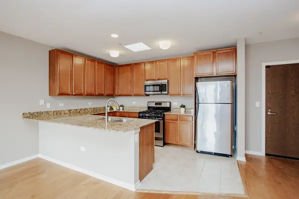 7757 Van Buren ST #511, Forest Park, IL 60130
