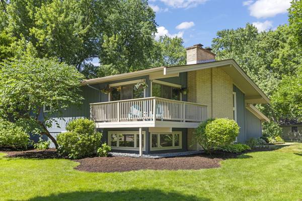 917 Royal Blackheath CT,  Naperville,  IL 60563