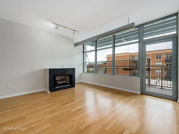 1200 W MONROE ST #413, Chicago, IL 60607