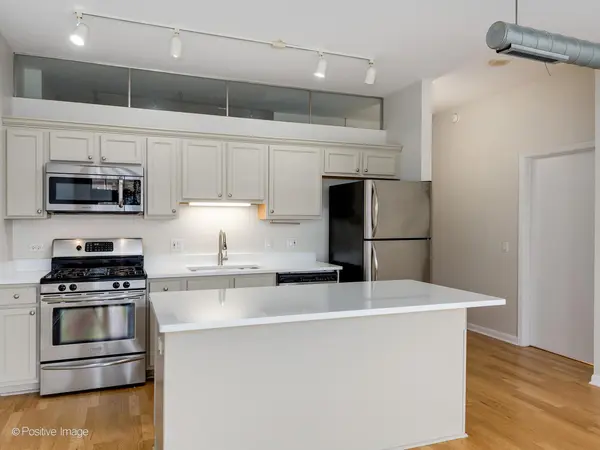 1200 W MONROE ST #413, Chicago, IL 60607