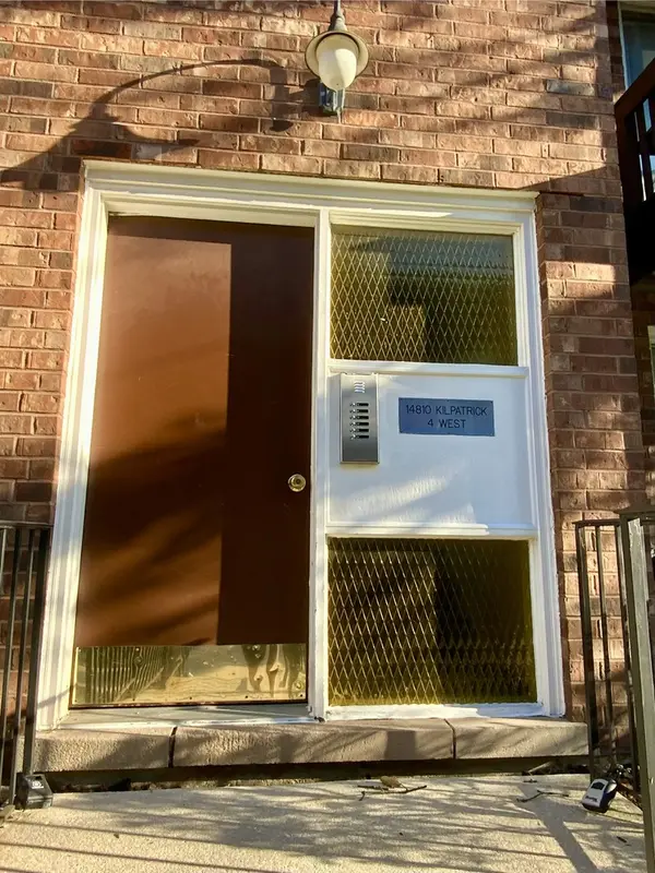 14810 S Kilpatrick AVE #411, Midlothian, IL 60445