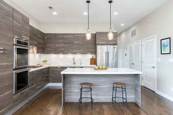 1611 N Hermitage AVE #301, Chicago, IL 60622
