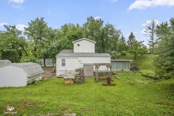 46 Lakeshore DR, Wilmington, IL 60481