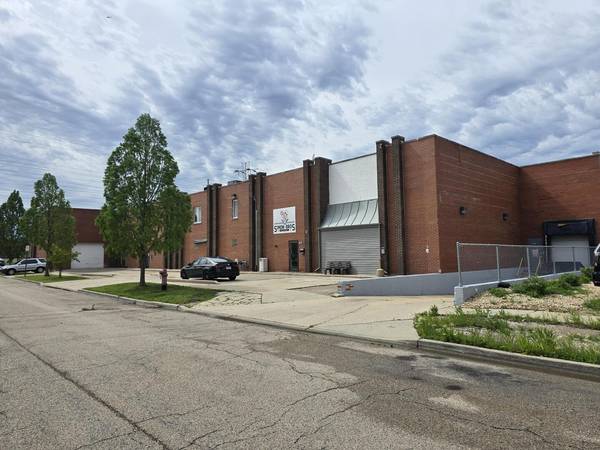 4820 W Washington ST, Skokie, IL 60076