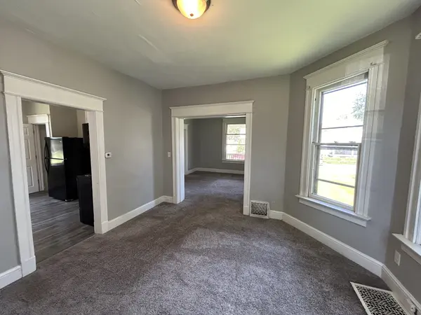 503 W 17th ST, Davenport, IA 52803