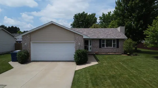 695 Cherokee DR, Bourbonnais, IL 60914