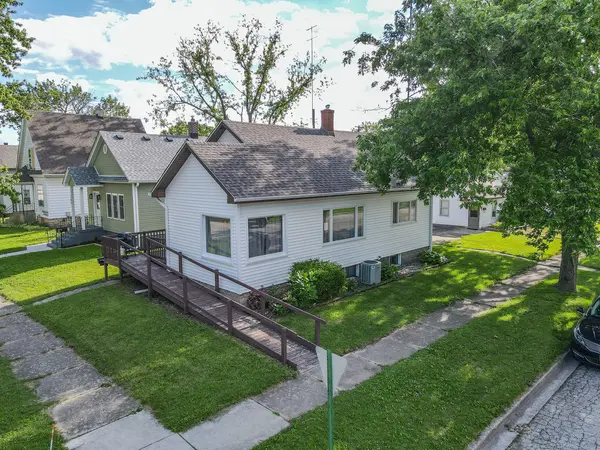 197 N Cleveland AVE, Bradley, IL 60915
