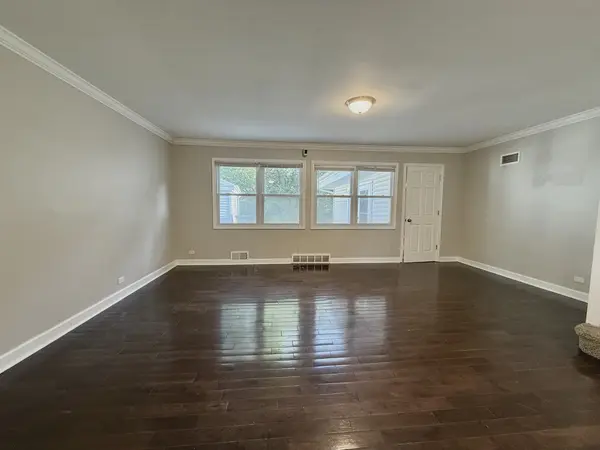 2045 Downey RD, Homewood, IL 60430