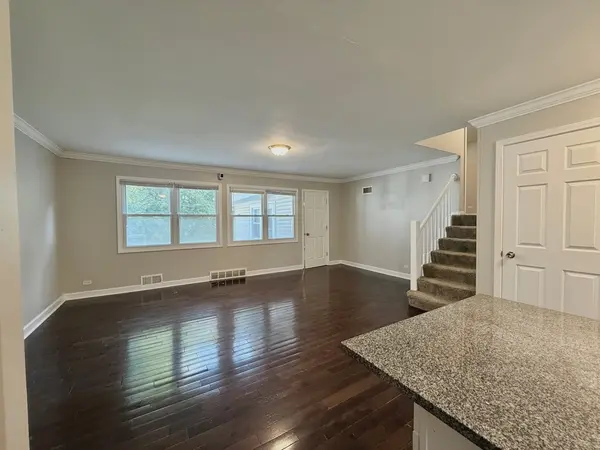 2045 Downey RD, Homewood, IL 60430