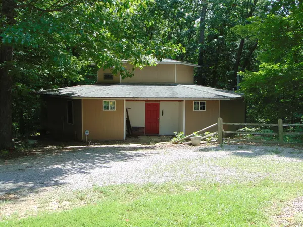 1466 Highway 151 RD, Ava, IL 62907