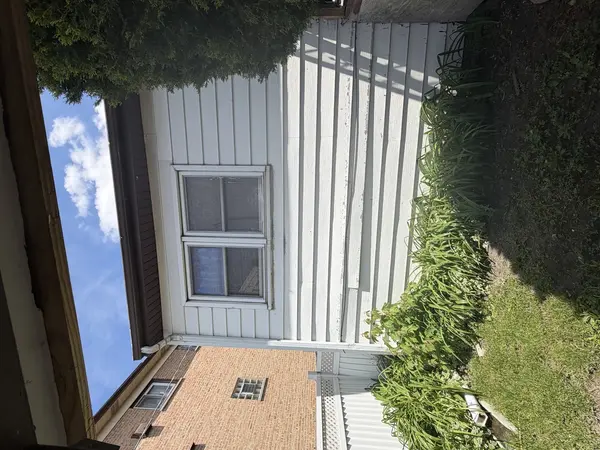 2134 S 16th AVE, Broadview, IL 60155