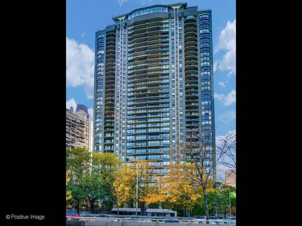 1040 N Lake Shore DR #7C, Chicago, IL 60611
