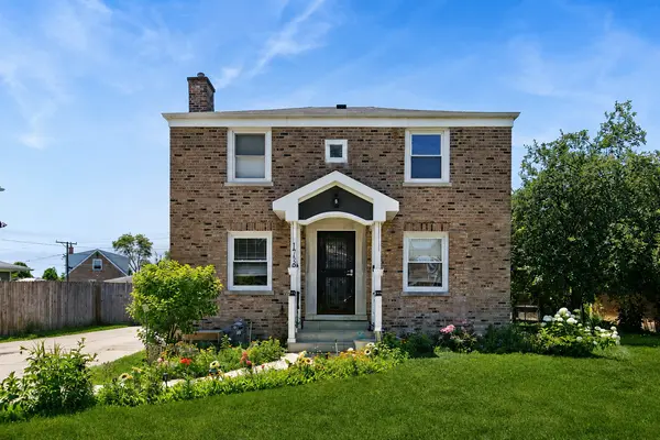 1738 Mannheim RD, Des Plaines, IL 60018