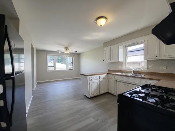 383 Calhoun AVE, Calumet City, IL 60409