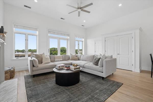 3011 N ASHLAND AVE #4S, Chicago, IL 60657
