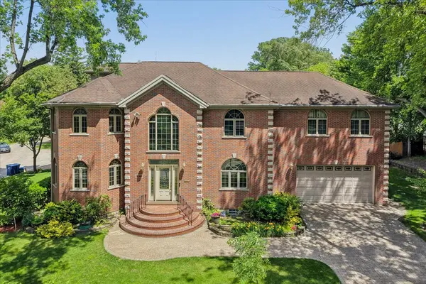 238 Westmoreland DR, Wilmette, IL 60091