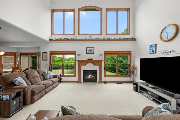 2608 W 3rd ST, Coal Valley, IL 61240