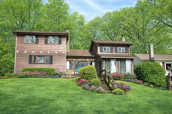 67833 Lake Trail RD, Lakeville, IN 46536