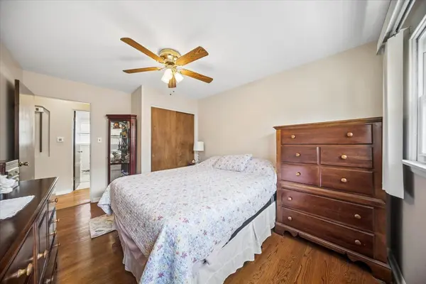 883 Buffalo AVE, Calumet City, IL 60409
