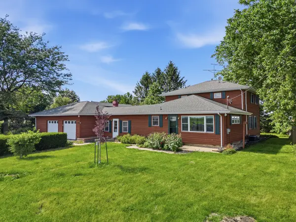 31040 Penrose RD, Sterling, IL 61081