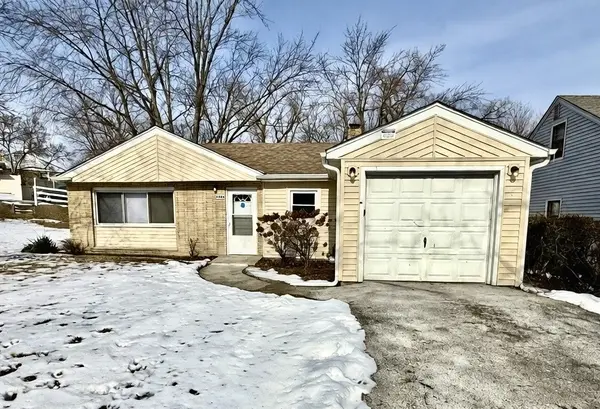 2904 Woodworth PL, Hazel Crest, IL 60429