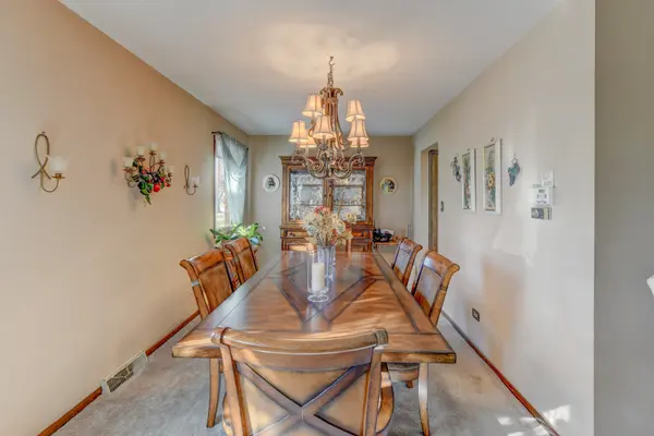 181 W 28th ST, South Chicago Heights, IL 60411