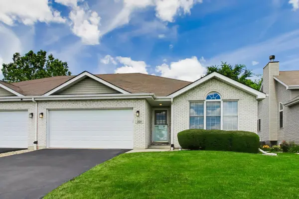 231 Hillcrest LN, Steger, IL 60475