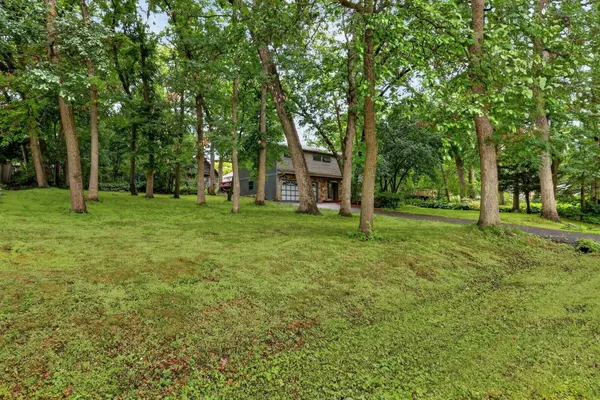 8615 Coral RD, Wonder Lake, IL 60097