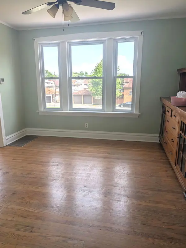 1900 Harvey AVE #2W, Berwyn, IL 60402