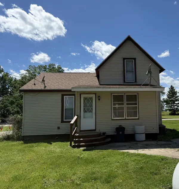 14180 Elmira RD, Toulon, IL 61483