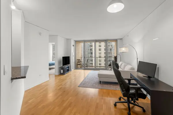 420 E Waterside DR #1802, Chicago, IL 60601