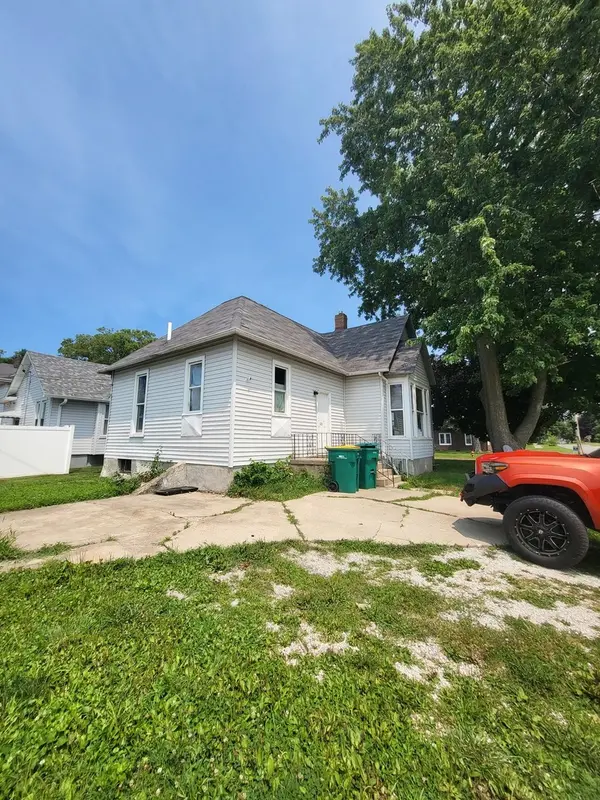 902 Madison ST, Streator, IL 61364