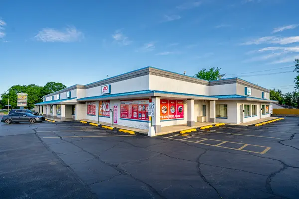 800 Theodore ST, Crest Hill, IL 60403