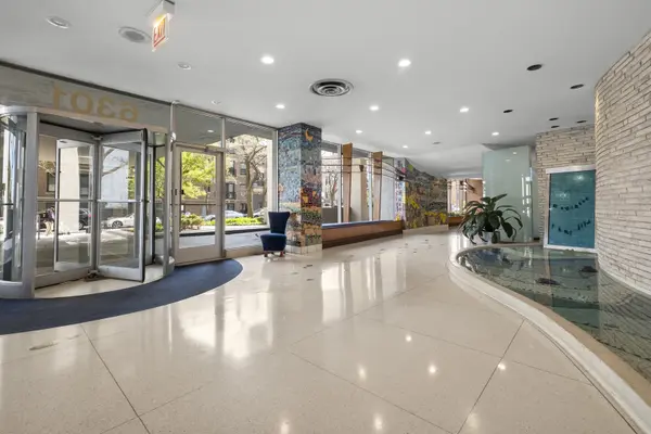 6301 N Sheridan RD #12C, Chicago, IL 60660