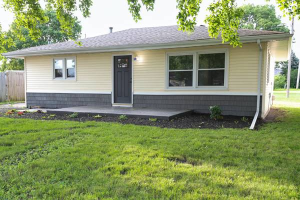 510 W Austin ST, Tolono, IL 61880