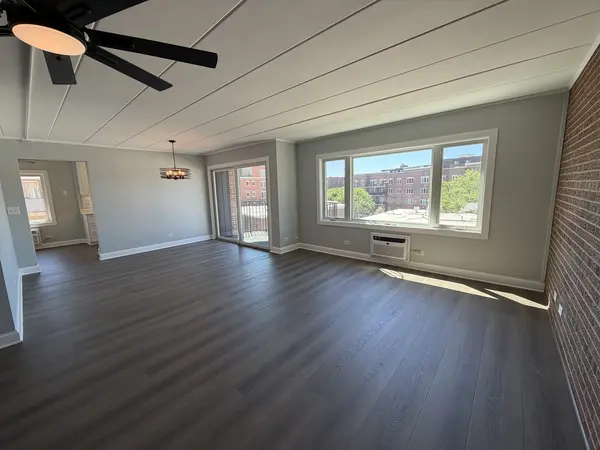 659 Des Plaines AVE #5D, Des Plaines, IL 60016