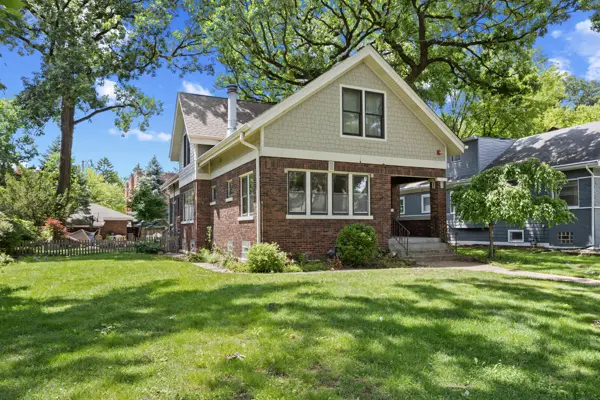 22 Keystone AVE, River Forest, IL 60305
