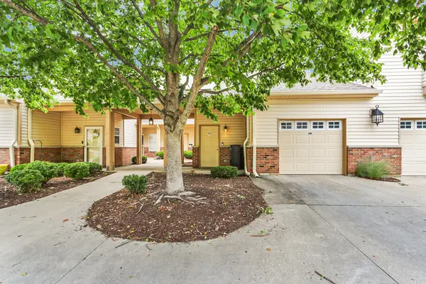 3848 Thornhill CIR #3848, Champaign, IL 61822