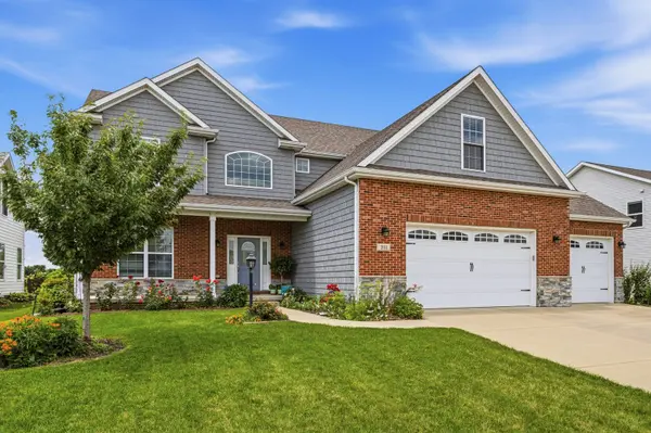 311 Bradford AVE, Savoy, IL 61874