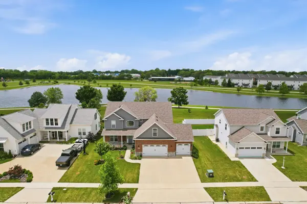311 Bradford AVE, Savoy, IL 61874