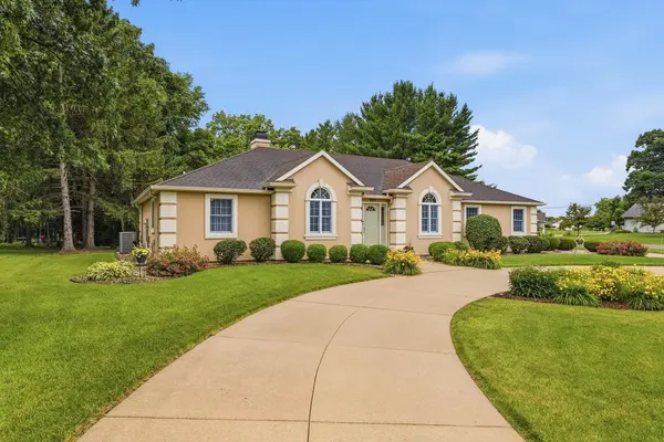 1 Turtle Creek RD, Monticello, IL 61856