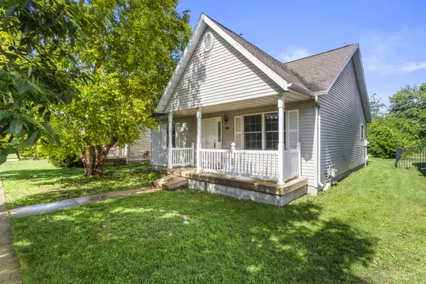 1304 S ABERCORN, Urbana, IL 61802