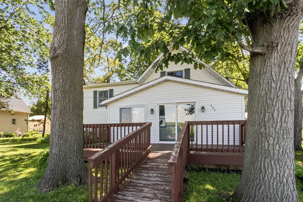 404 1st AVE, Hampton, IL 61256