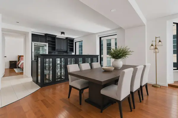 40 E Delaware PL #1502, Chicago, IL 60611