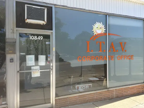 10849 S Western AVE, Chicago, IL 60643